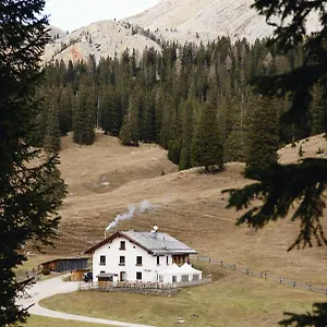 Rifugio Malga Ra Stua Lodge Cortina dʼAmpezzo